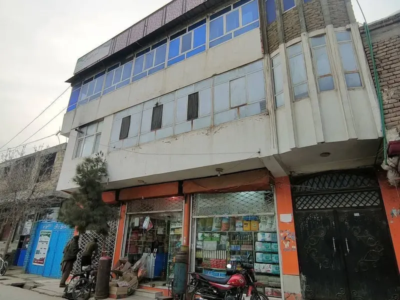 3-storey commercial building for sale, 4 rooms and 3 shops, District 7, Kabul (2)