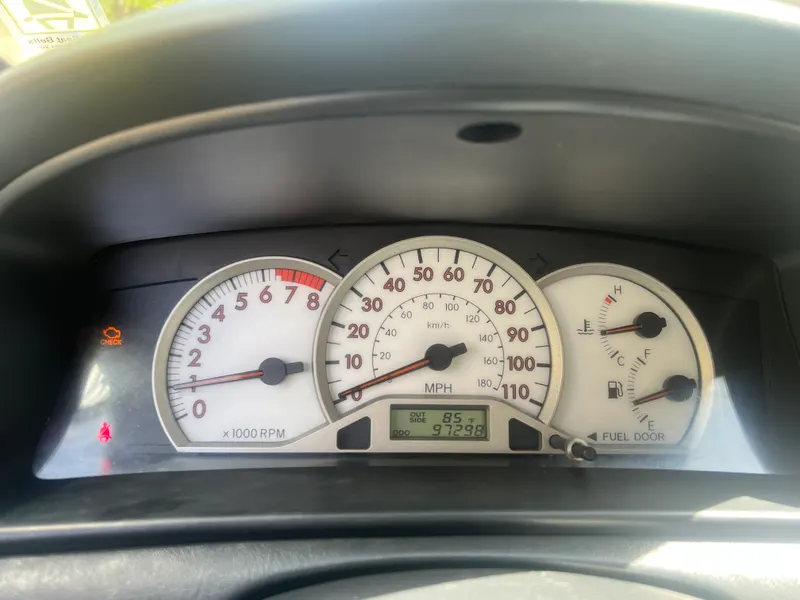 Toyota Corolla 2006 (6)