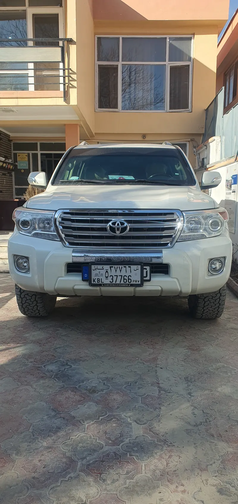 Toyota Land Cruiser 2010 (1)