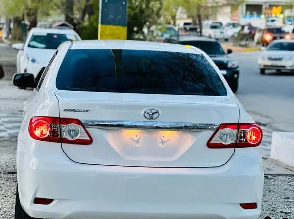 Toyota Corolla 2013 (3)