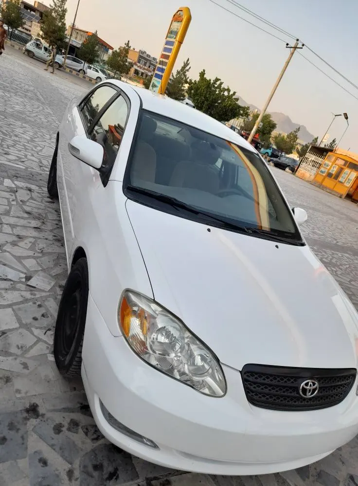 Toyota Corolla 2005 (2)