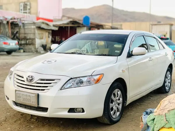 Toyota Camry 2006 (2)