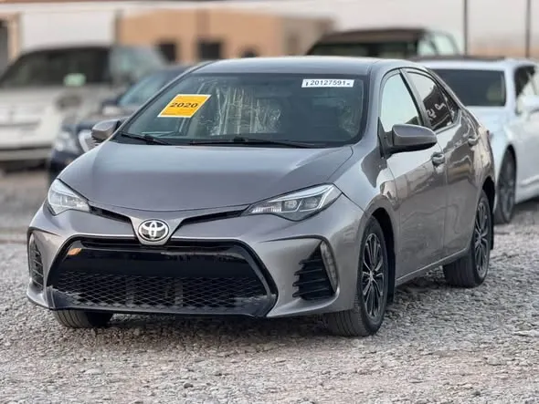 Toyota Corolla 2017 (2)