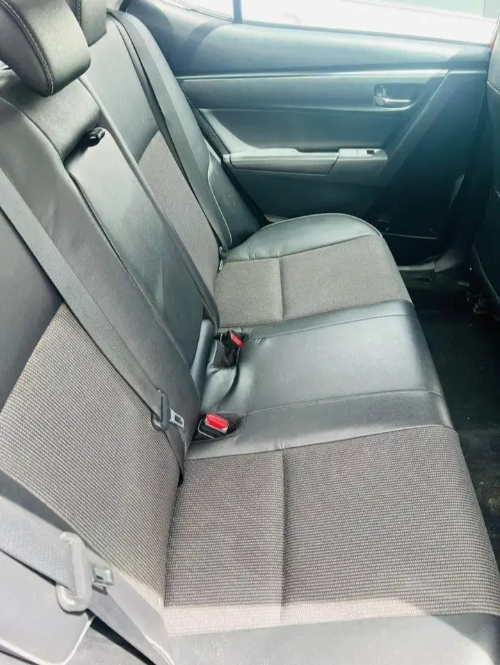 Toyota Corolla 2016 (5)