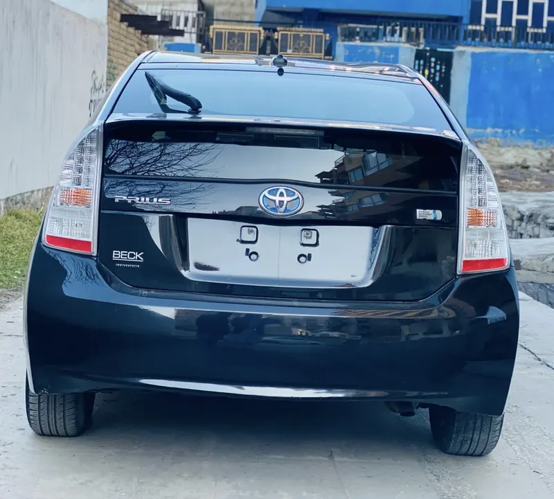 Toyota prius 2010 (2)