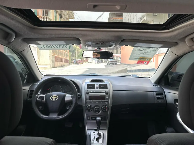 Toyota Corolla 2012 (4)