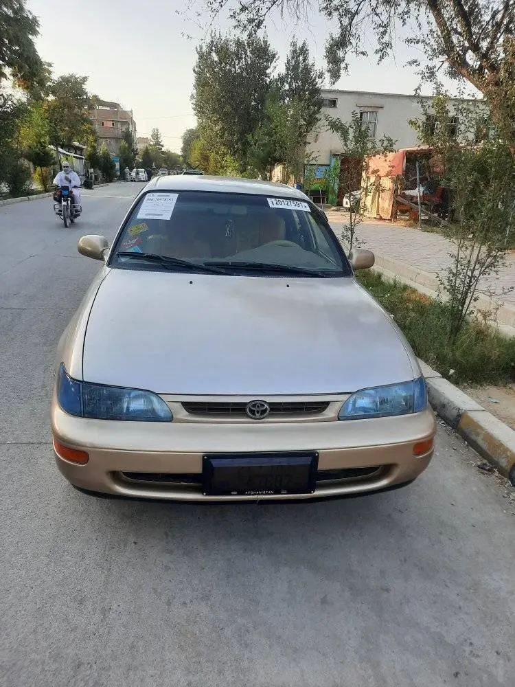 Toyota Corolla 1996 (1)