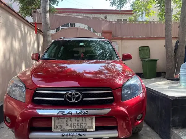 Toyota RAV4 2006 (2)