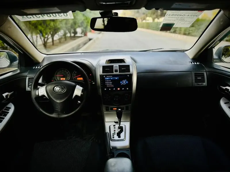 Toyota Corolla 2010 (3)