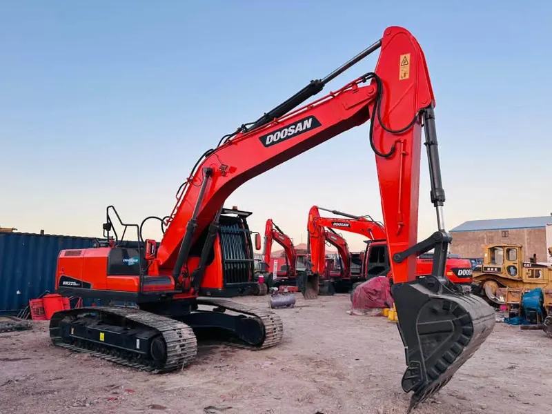 Doosan 225 Excavator 2010 (2)