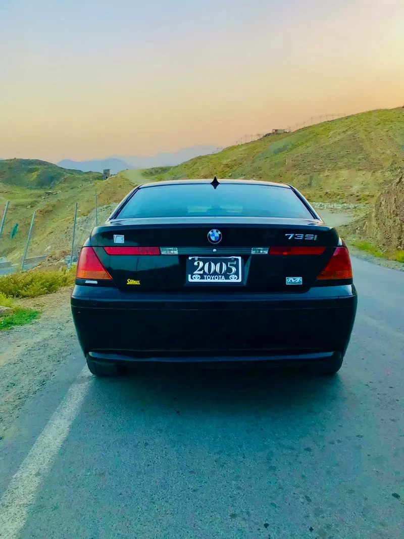 BMW 7 Series 2005 (3)