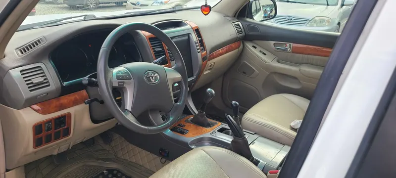 Toyota Land Cruiser 2003 (4)