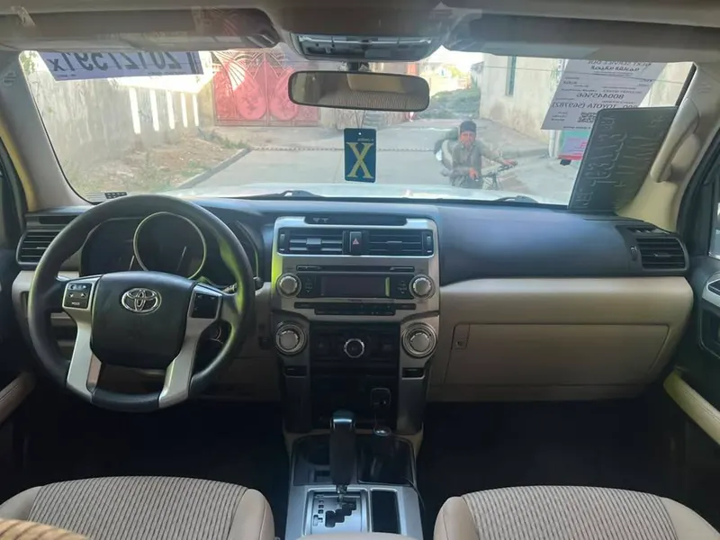 تویوتا 4Runner SR5 2012 (5)