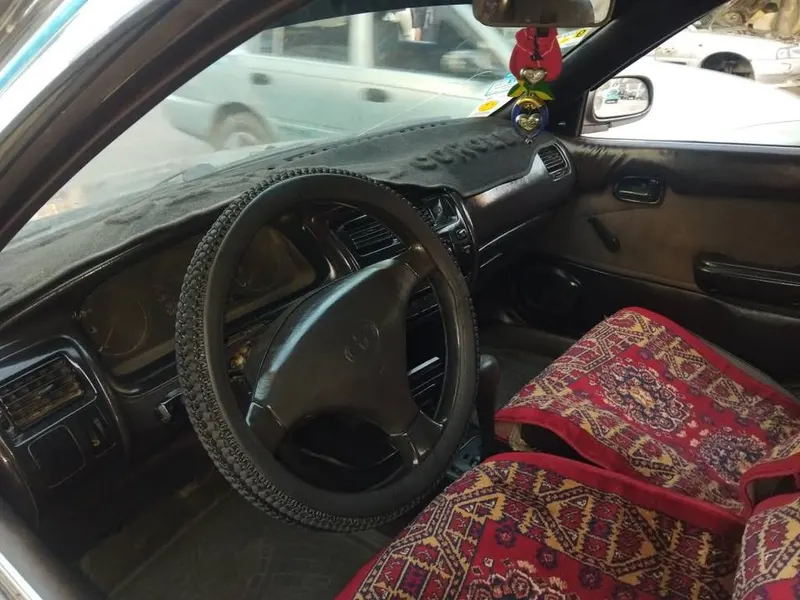 Toyota Corolla 1995 (4)