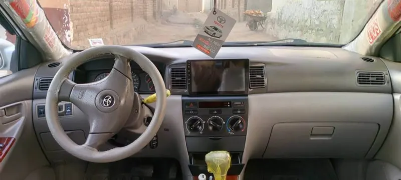 Toyota Corolla 2005 (3)