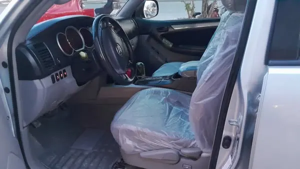 Toyota 4Runner 2008 (4)