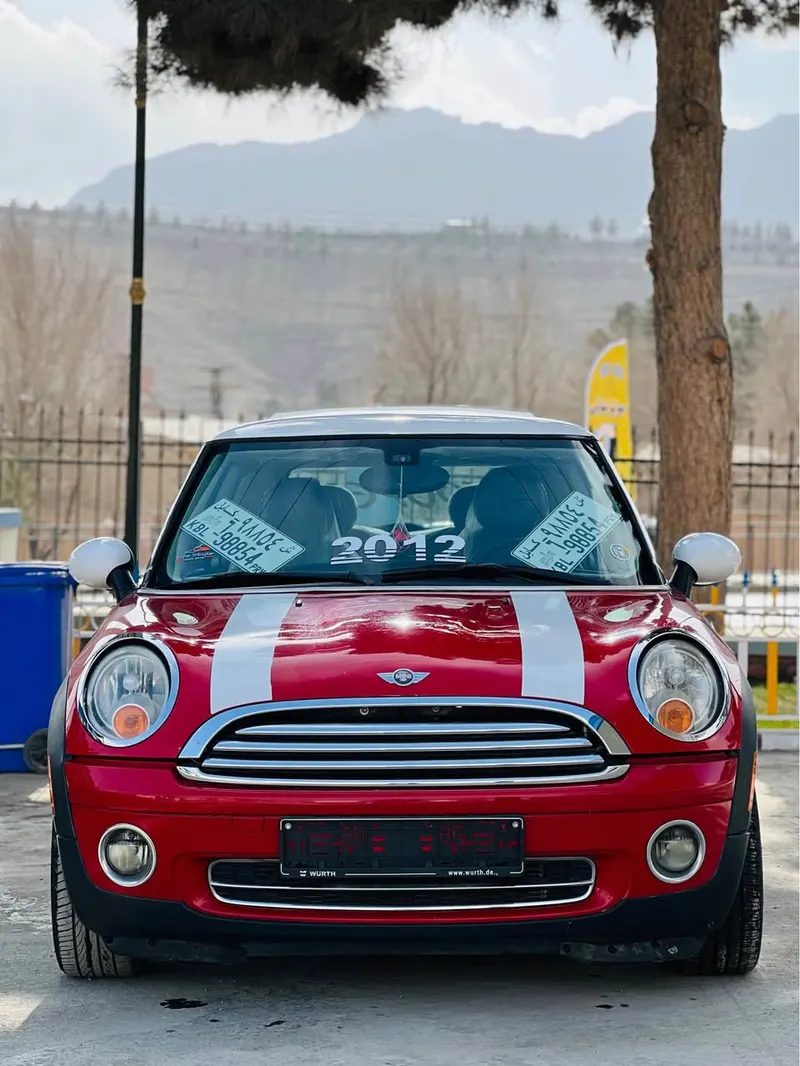 Mini Cooper 2012 (2)