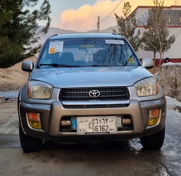 Toyota RAV4 2001 (2)