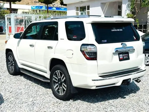 Toyota 4Runner 2015 (3)