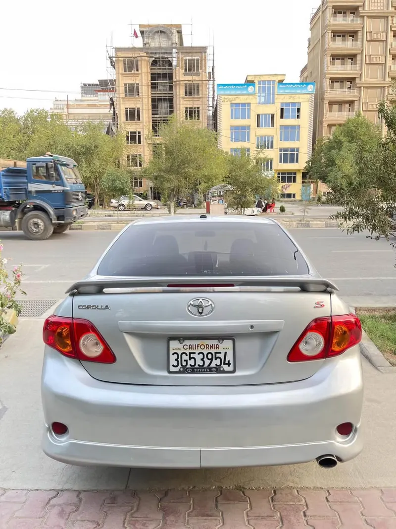 Toyota Corolla 2009 (2)