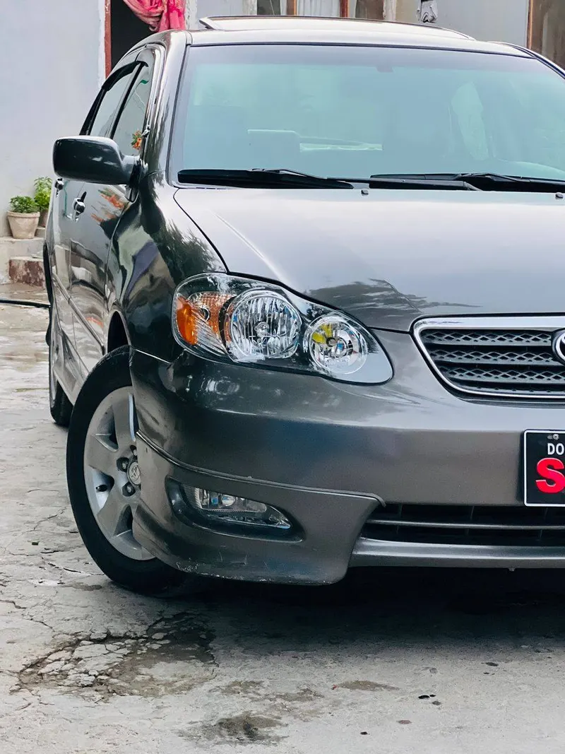 Toyota Corolla 2006 (2)