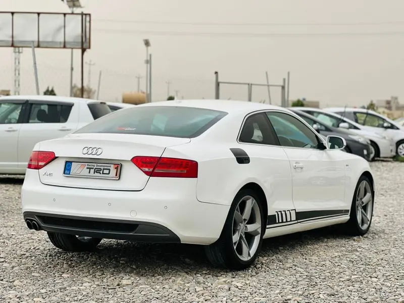 Audi A5 2011 (5)