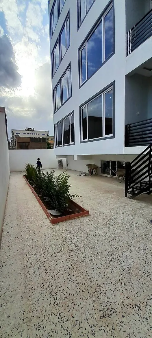 VIP apartment for sale, 5 rooms, with yard, Parwan Hotel Road, District 11, Kabul (1)