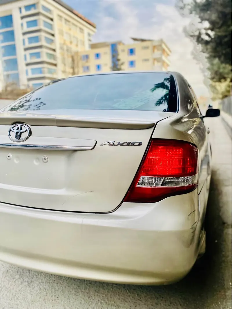 Toyota Corolla Axio Luxel 2008 (3)