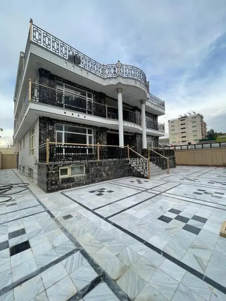 3.5-storey house for sale, 16 rooms, 650 m², Kolola Pushta, Kabul (1)