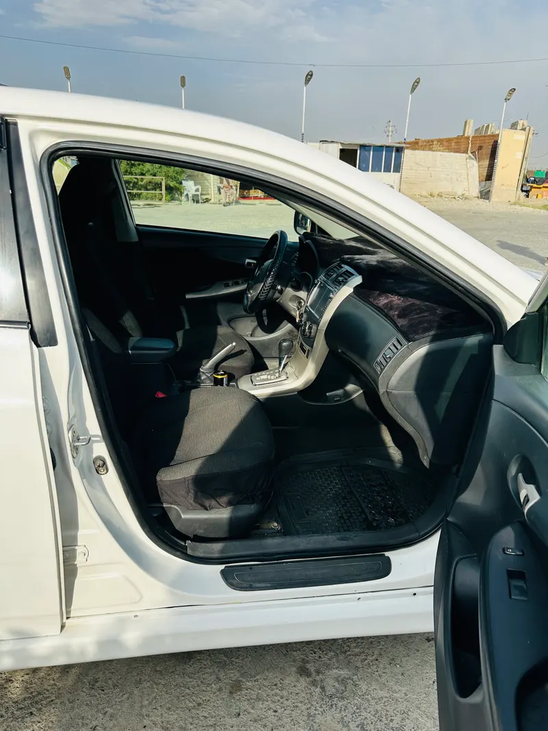 Toyota Corolla 2010 (6)