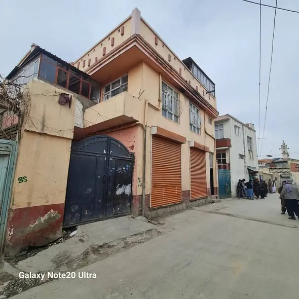 2-storey house with 2 shops for sale, 5 rooms, 200 m², District 7, Kabul (2)