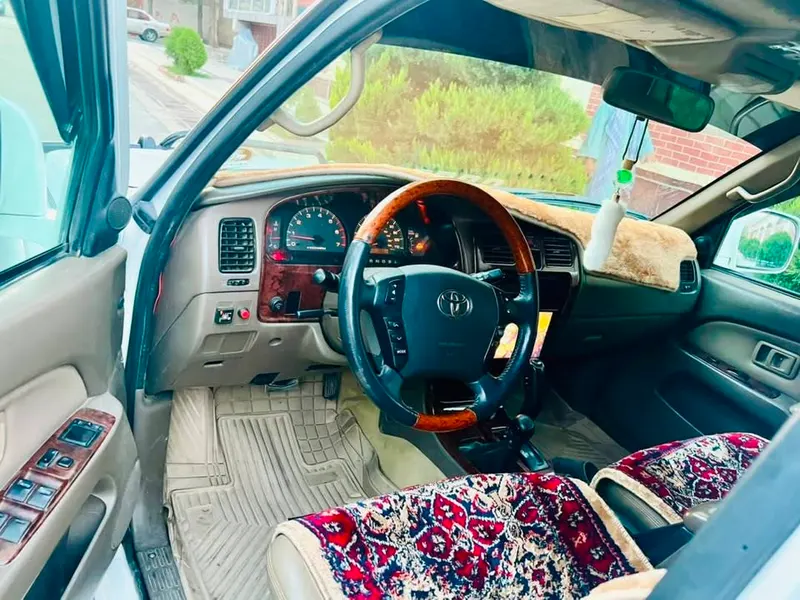 Toyota 4Runner Limited 2000 (5)