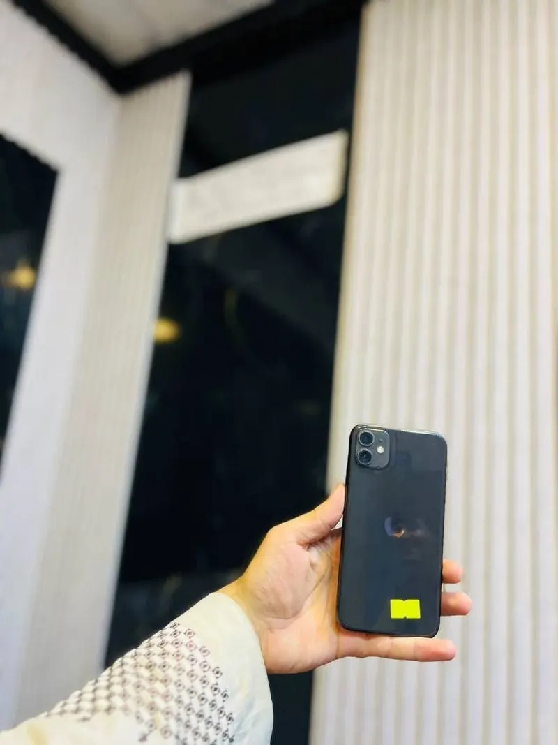 آیفون 11 128GB (1)
