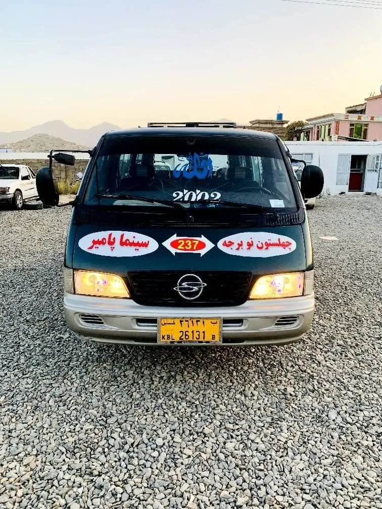 Mercedes-Benz 2002 Diesel (1)