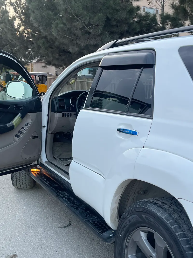 تویوتا 4Runner 2006 (6)