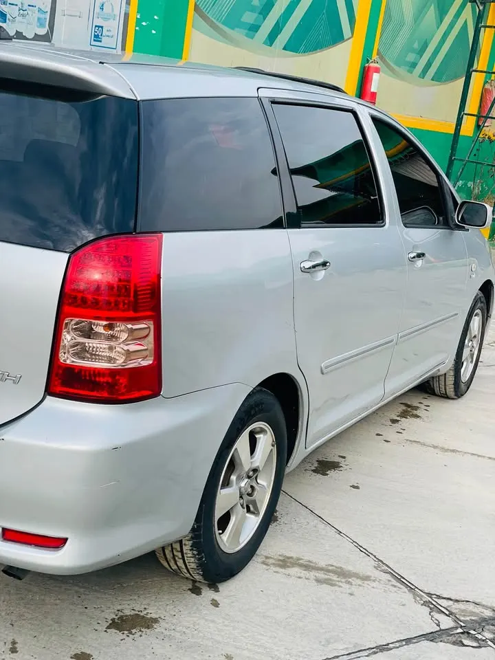 Toyota Fielder 2005 (4)
