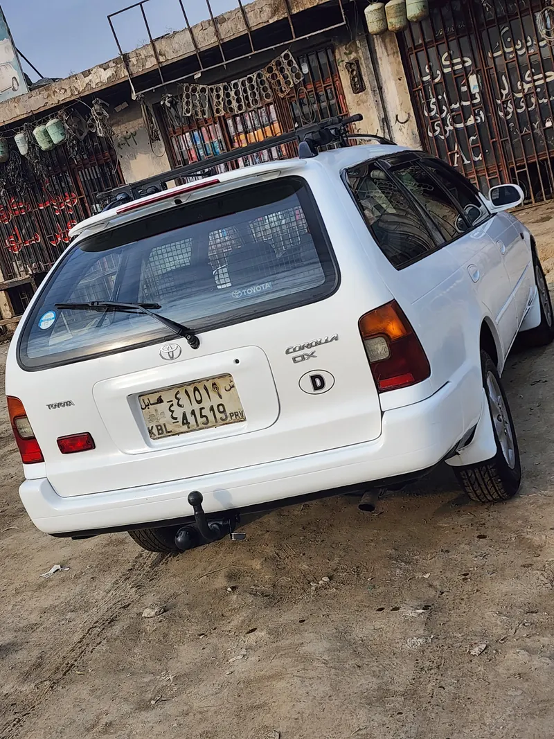 Toyota Corolla 1995 (3)