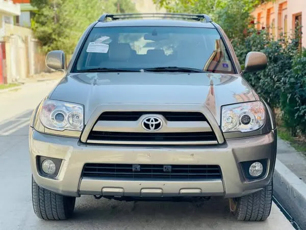 Toyota 4 Runner 2006 (2)