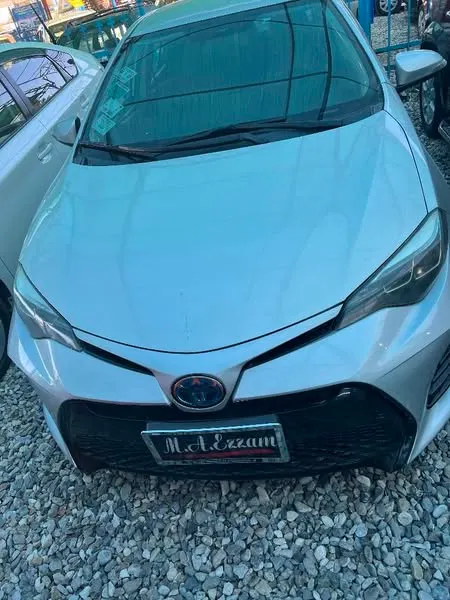 Toyota Corolla 2018 (1)