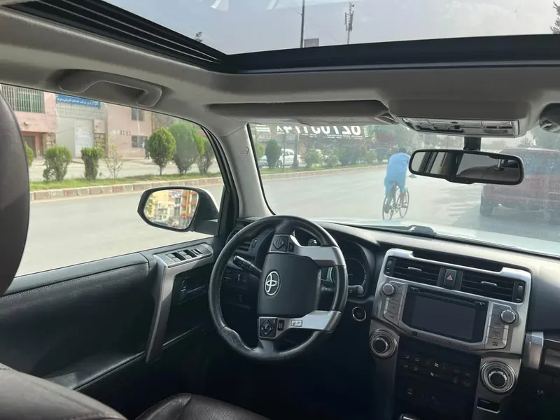 Toyota 4 Runner 2014 (4)