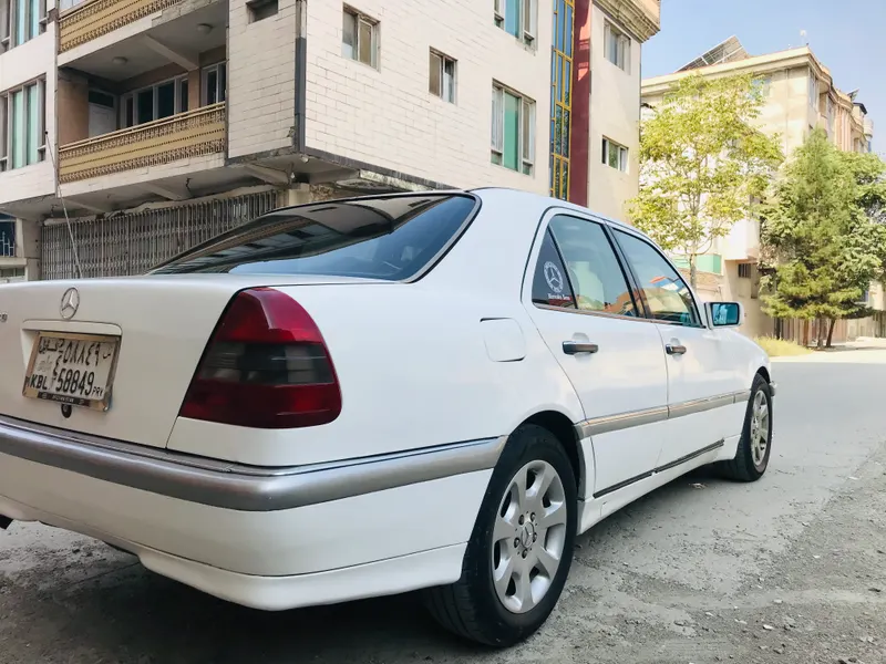 Mercedes-Benz 1994 (7)
