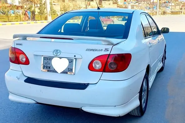 Toyota Corolla 2005 (3)