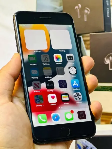iPhone (2)
