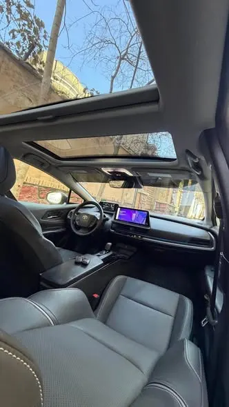 Toyota Prius 2024 (3)