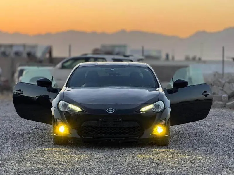 Toyota GT86 2012 (1)
