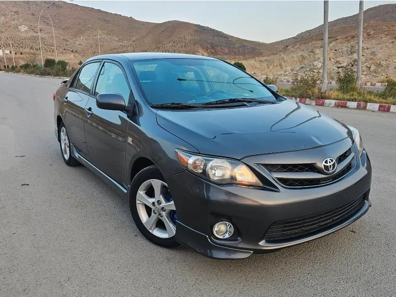 Toyota Corolla 2013 (2)