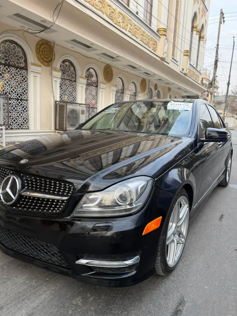 Mercedes-Benz 2013 (1)