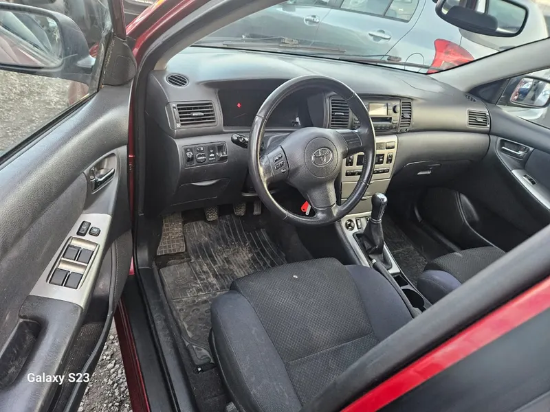 Toyota Corolla 2006 (5)