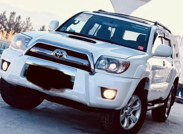 Toyota 4Runner 2004 (1)
