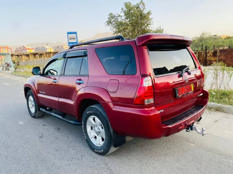 Toyota 4Runner 2005 (3)